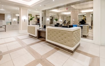 7_Concierge_23-BBH-Entrance-0057